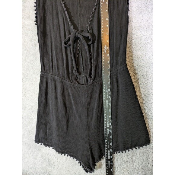 Open Front Black Gauzy Lined Romper Shorts Size Large Forever 21 - Picture 6 of 8